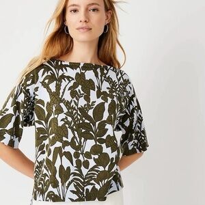 Ann Taylor Foliage Relaxed Sweater Tee – Botanical Print